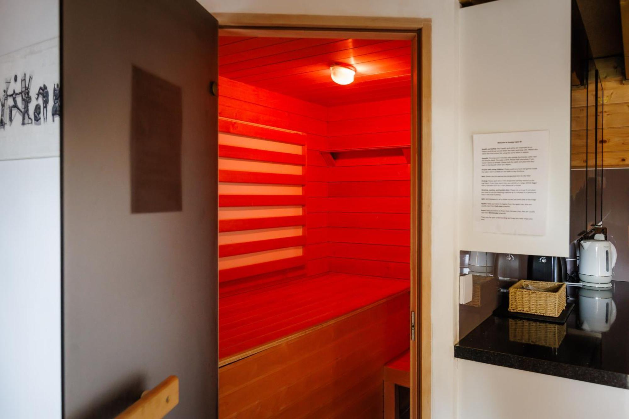 Spacious Cabin Evcharger And Free Parking Near Cambridge Exterior foto