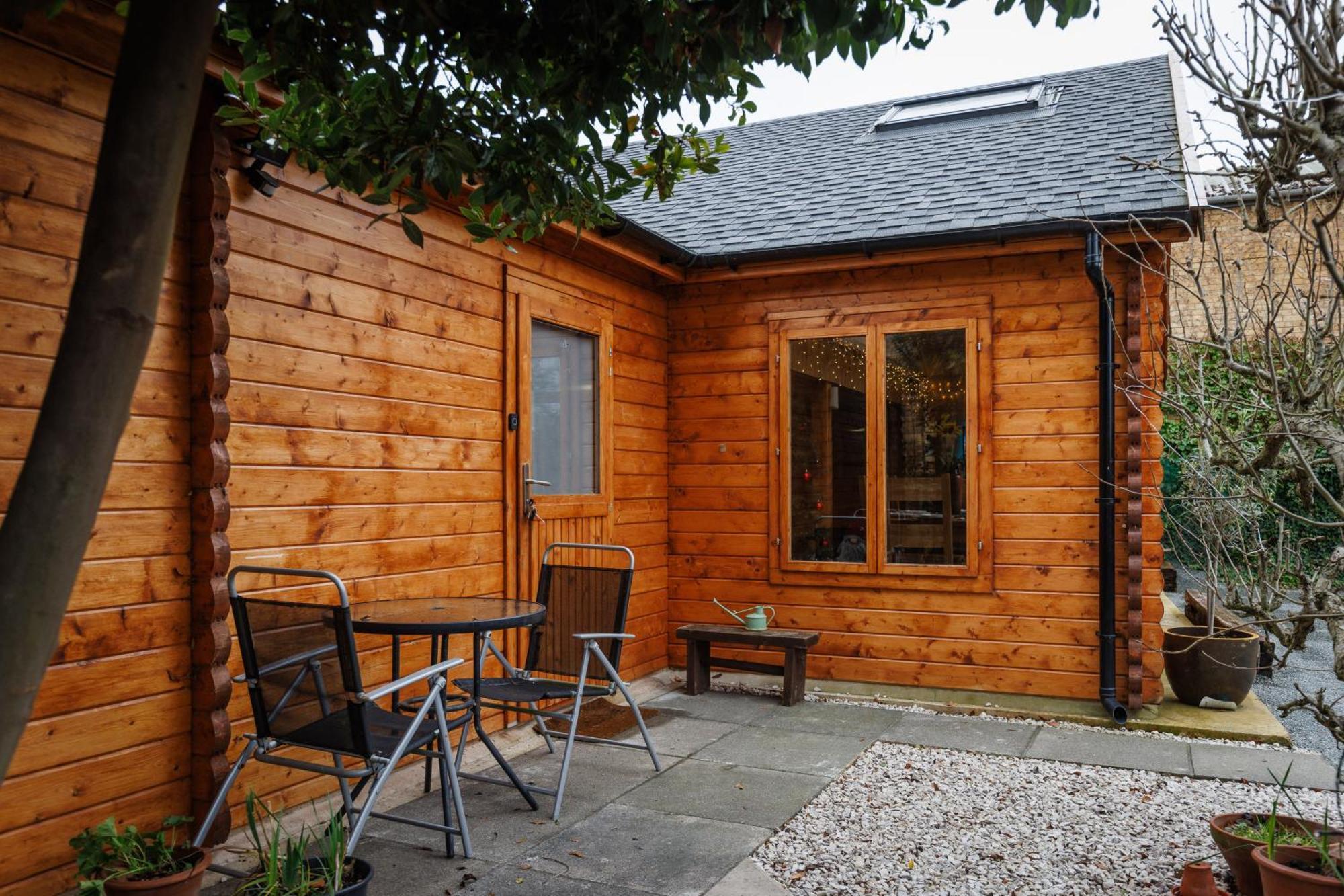 Spacious Cabin Evcharger And Free Parking Near Cambridge Exterior foto